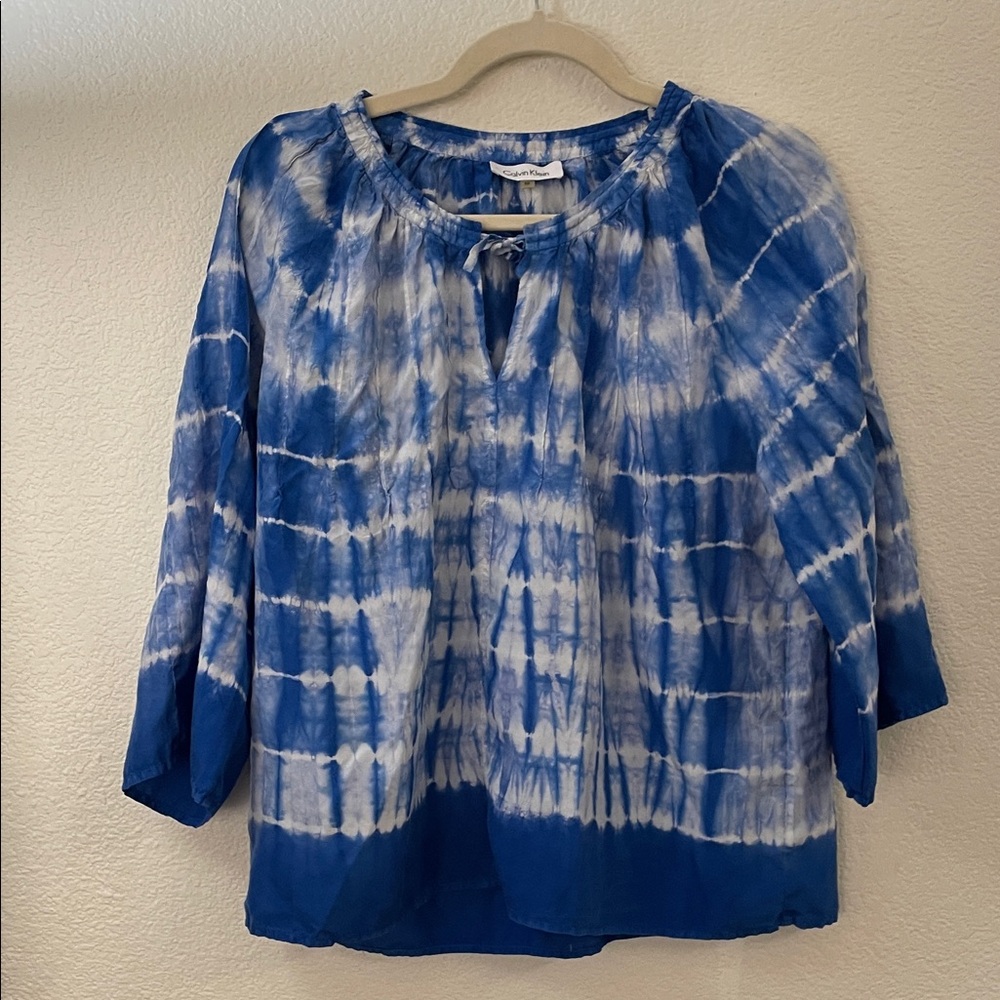 Calvin Klein Blue Tie-Dye cottage core coastal 100% silk blouse 3/4 sleeves M